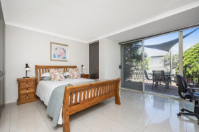 Studio 3 - ground floor Fremantle apartment